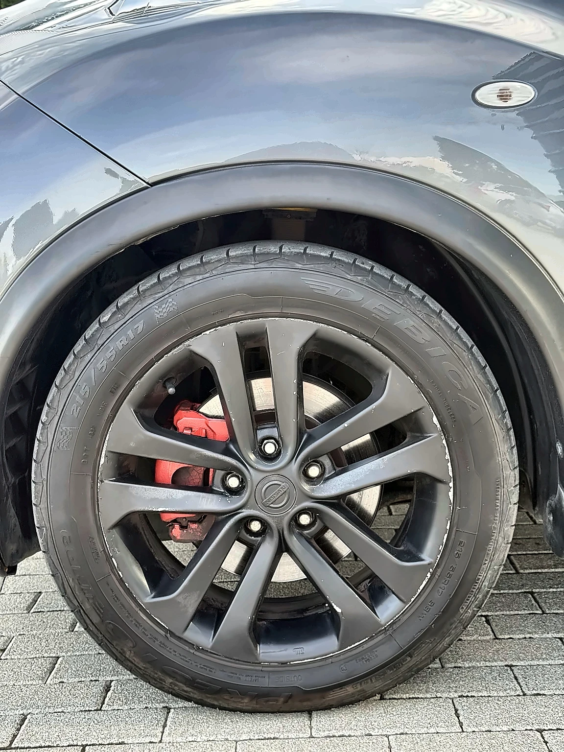 Nissan Juke 1.6 DIG-T, снимка 12 - Автомобили и джипове - 55824216