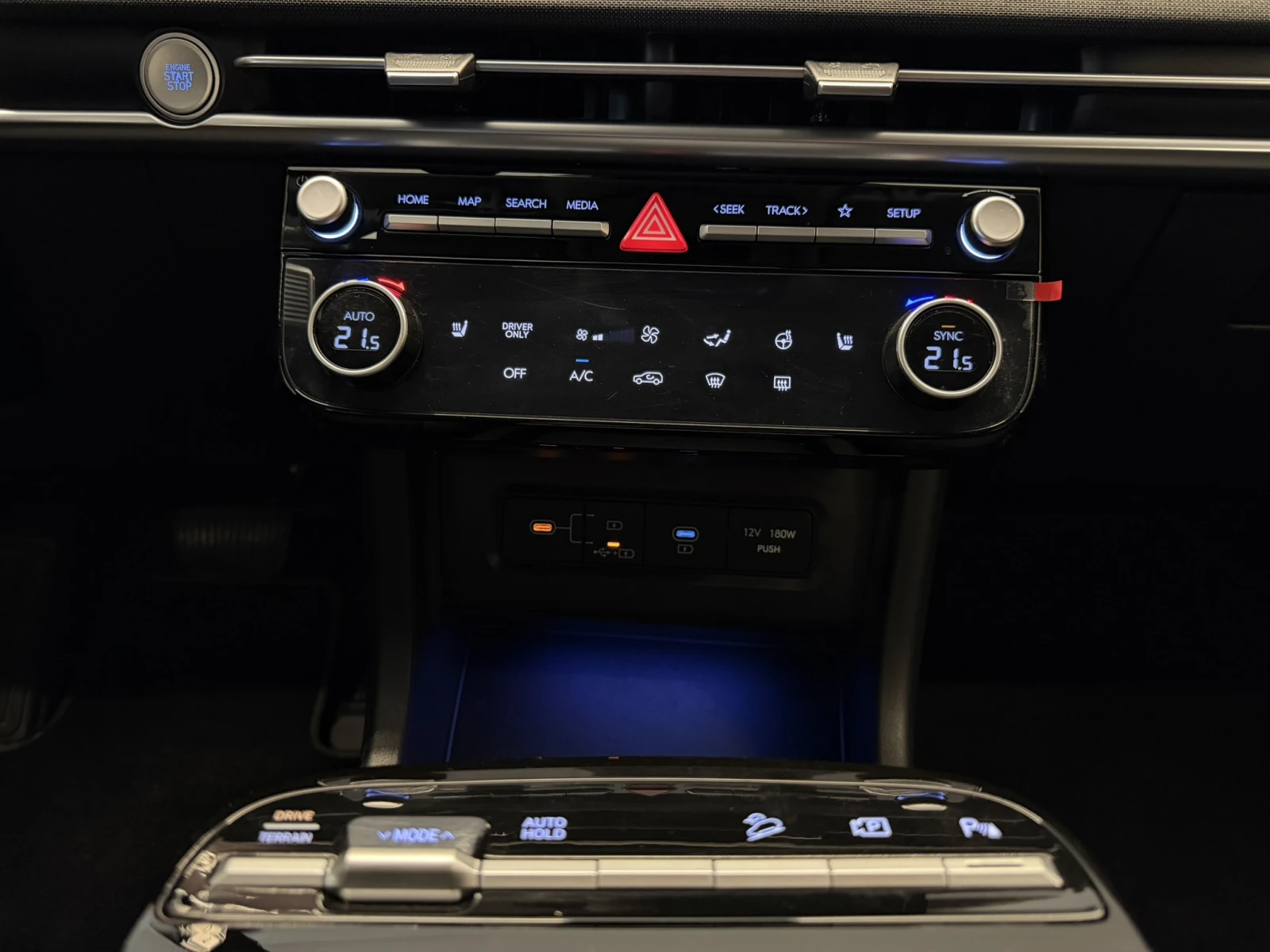 Hyundai Tucson PREMIUM HYBRID AWD, снимка 14 - Автомобили и джипове - 55935959