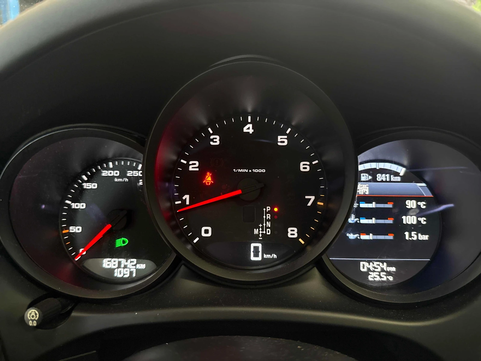 Porsche Macan AWD * ПОДГРЕВИ* ПАНОРАМА* КАМЕРА* , снимка 8 - Автомобили и джипове - 55999487