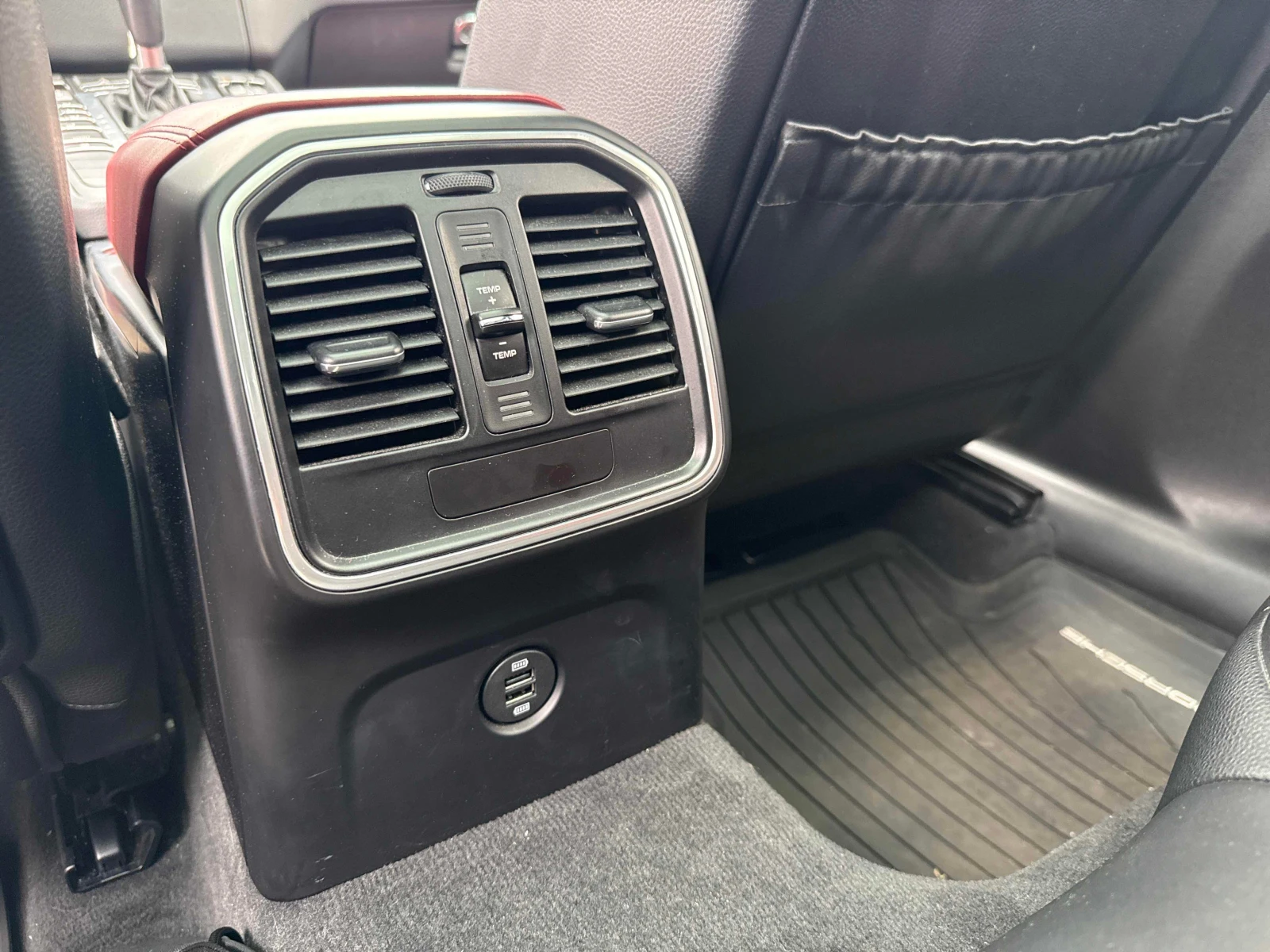 Porsche Macan AWD * ПОДГРЕВИ* ПАНОРАМА* КАМЕРА* , снимка 16 - Автомобили и джипове - 55999487