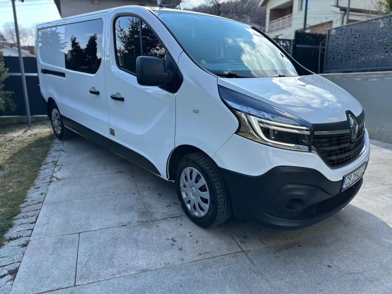 Renault Trafic, снимка 3 - Бусове и автобуси - 49343104