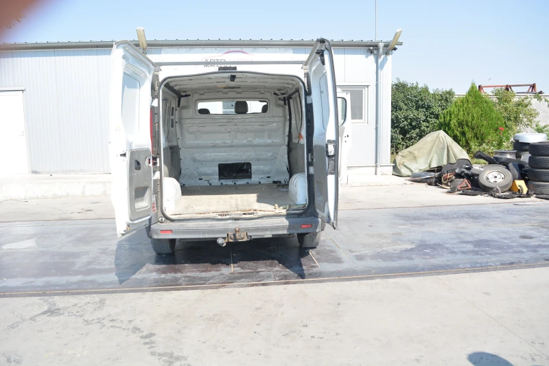 Opel Vivaro 2.0 CDTI, снимка 8 - Бусове и автобуси - 51766709