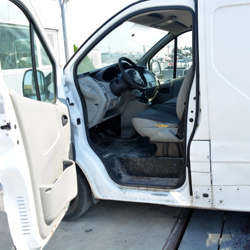 Opel Vivaro 2.0 CDTI, снимка 5 - Бусове и автобуси - 51766709