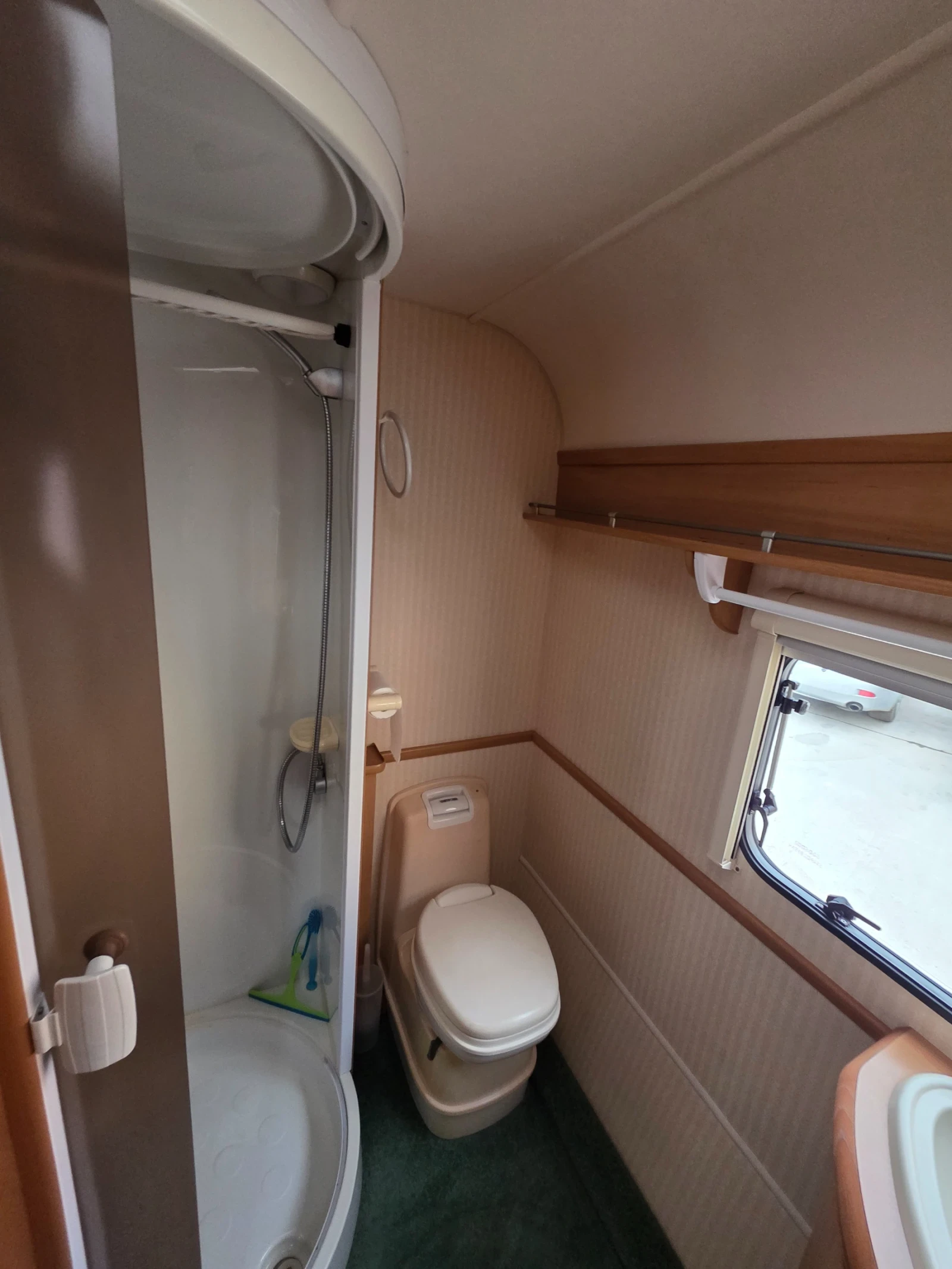 �������� Swift Speedbird | Mobile.bg � ����������� 16