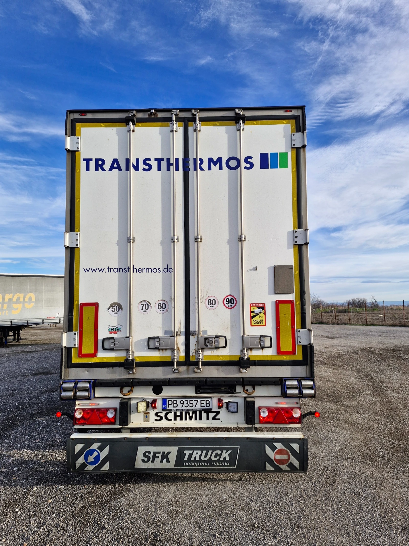 Полуремарке Schmitz scb s3b, Двутемп. , снимка 2 - Ремаркета - 56192741