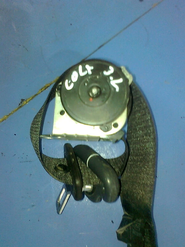 колан предпазен заден ляв за Мицубиши Колт 2 врати