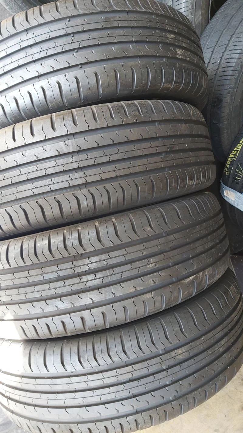 Гуми Летни 215/60R17, снимка 2 - Гуми и джанти - 29255010