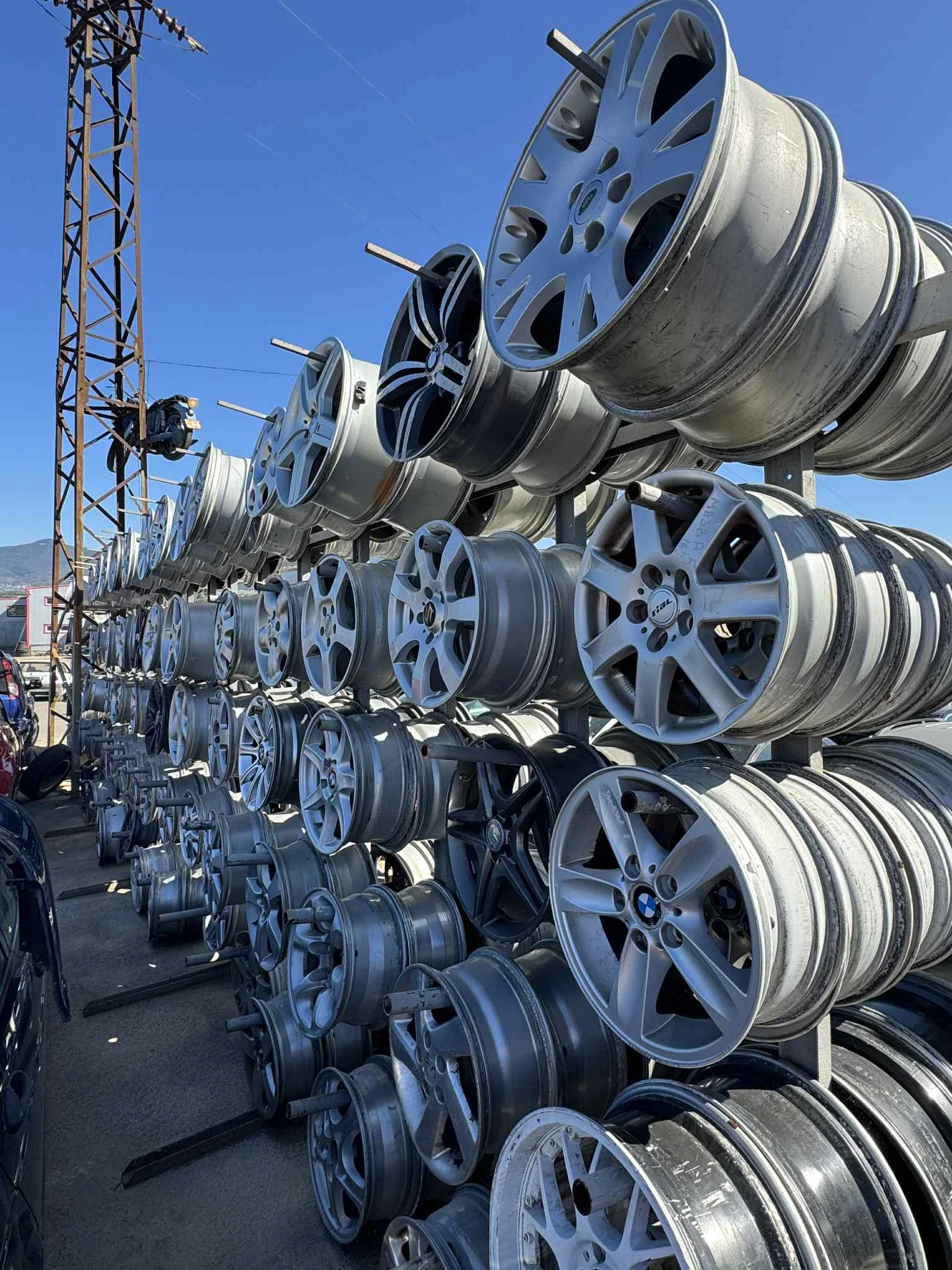 ������ | Mobile.bg � ����������� 4