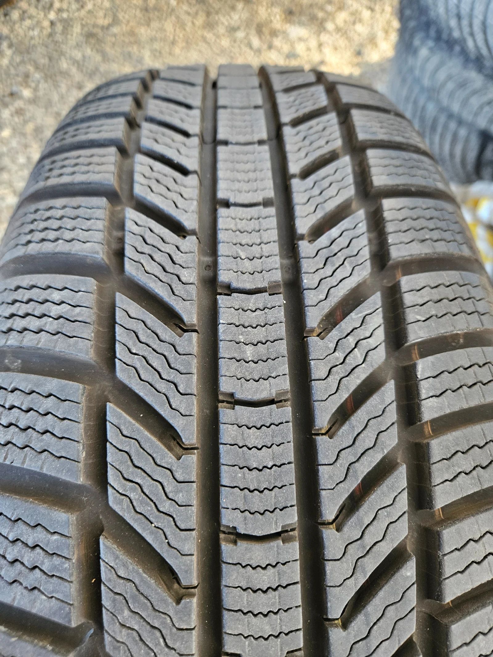  215/60R17 | Mobile.bg   1
