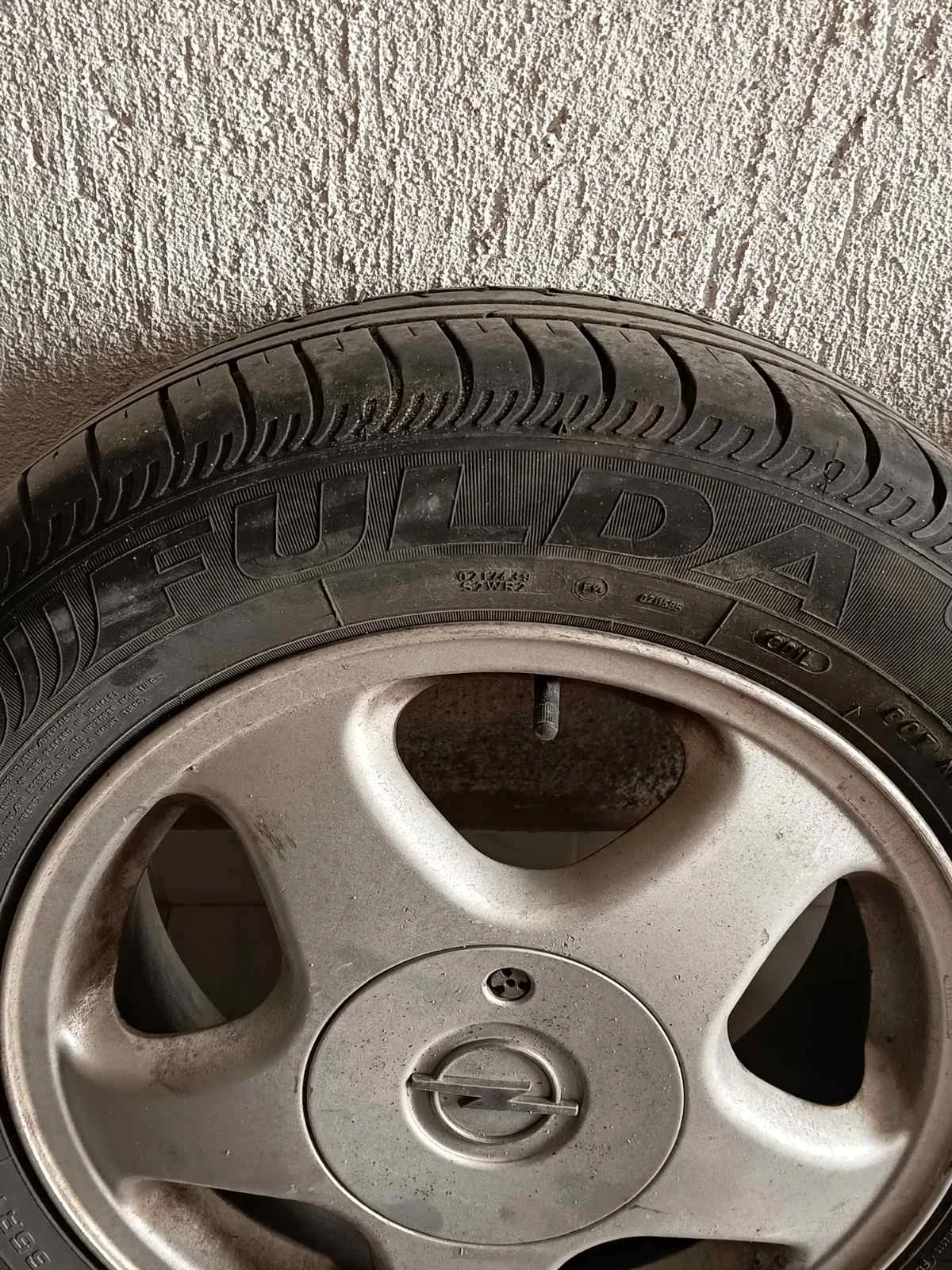 Гуми с джанти Fulda 125/25R15, снимка 4 - Гуми и джанти - 54015804