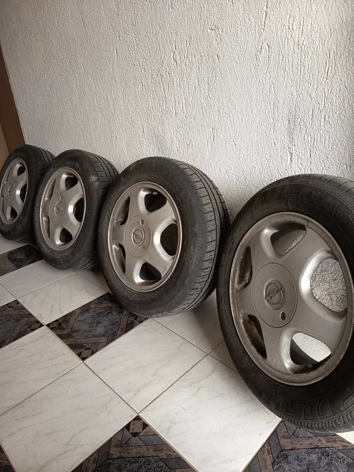 Гуми с джанти Fulda 125/25R15, снимка 5 - Гуми и джанти - 54015804