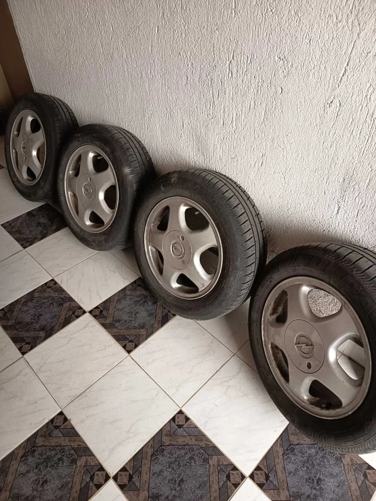 Гуми с джанти Fulda 125/25R15, снимка 6 - Гуми и джанти - 54015804