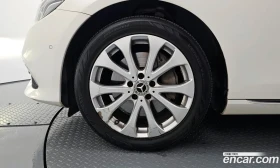 Mercedes-Benz E 300 Подгрев, Обдухване, 360-к., HeadUP, Burmaster., снимка 5