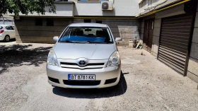  Toyota Corolla verso