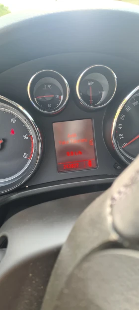 Opel Insignia - 5200 € / 10170.32 лв. - 56074380 3