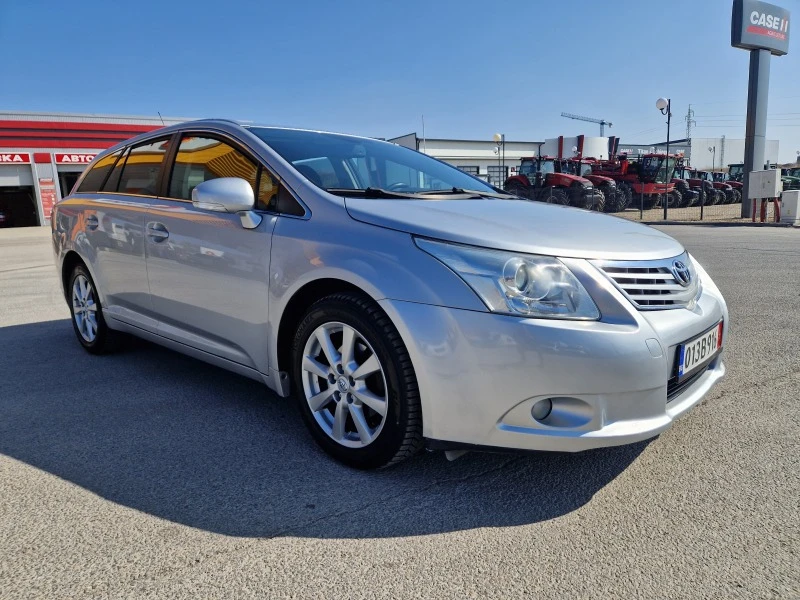 Toyota Avensis 2.0i бензин автоматик , снимка 1 - Автомобили и джипове - 44598155