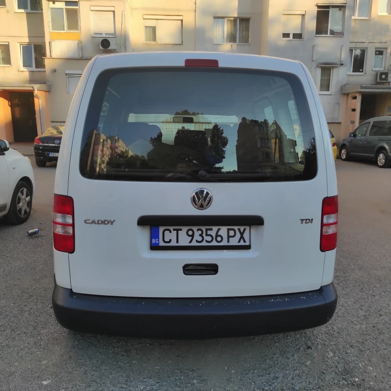 VW Caddy 1.6, снимка 4 - Автомобили и джипове - 47612768