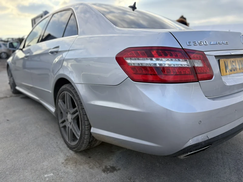 Mercedes-Benz E 350 На части, снимка 5 - Автомобили и джипове - 48376626