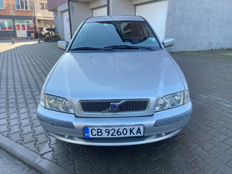 Volvo S40 1.9D, снимка 2 - Автомобили и джипове - 48612826