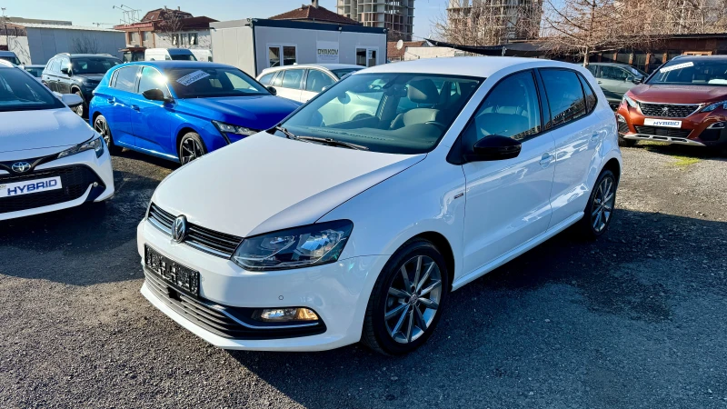 VW Polo 1.2i 4цил.Внос Швейцария!PDC, Tel, USB, Navi, Каме, снимка 1 - Автомобили и джипове - 48965556