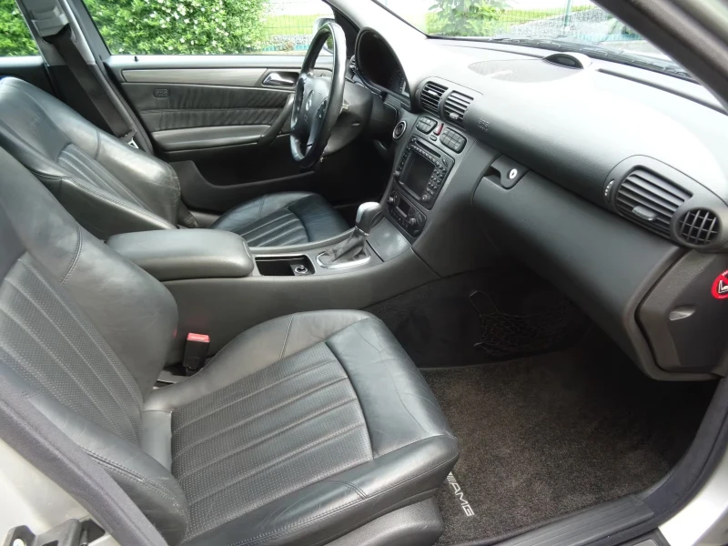 Mercedes-Benz C 32 AMG, снимка 7 - Автомобили и джипове - 51652029