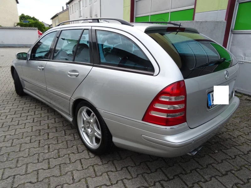 Mercedes-Benz C 32 AMG, снимка 4 - Автомобили и джипове - 51652029