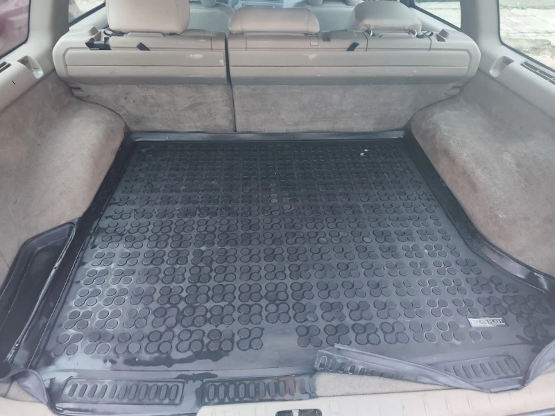 Volvo V70, снимка 13 - Автомобили и джипове - 52743701