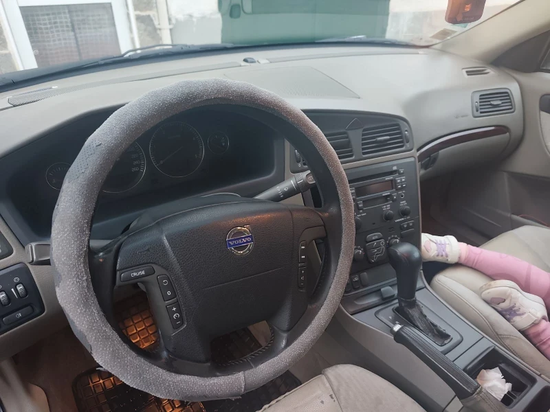 Volvo V70, снимка 12 - Автомобили и джипове - 52743701