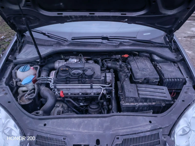 VW Golf 1.9tdi, снимка 2 - Автомобили и джипове - 53433195