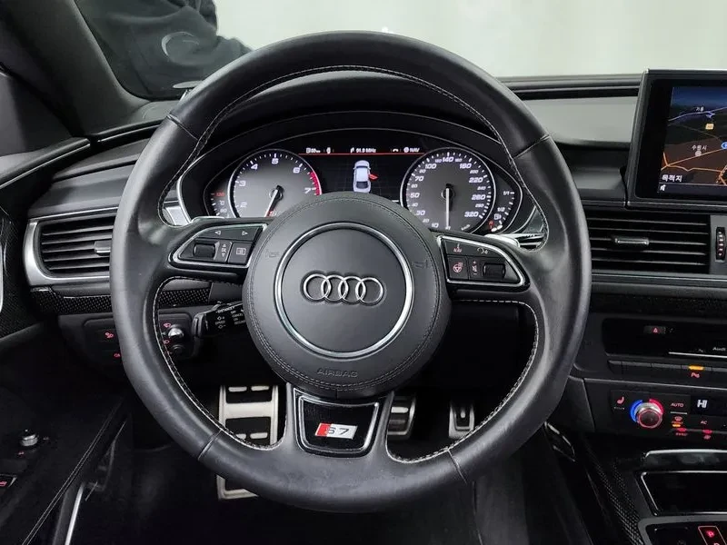 Audi S7 4.0 TFSI Quattro, снимка 13 - Автомобили и джипове - 54204420