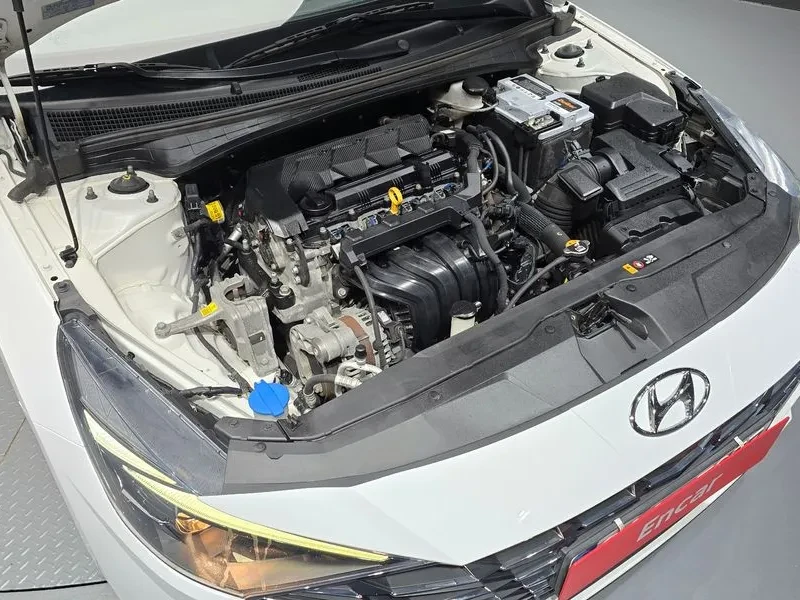Hyundai Elantra 1.6 Modern, снимка 6 - Автомобили и джипове - 55087482