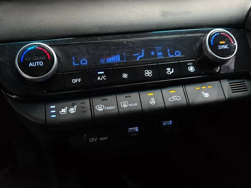 Hyundai Elantra 1.6 Modern, снимка 15 - Автомобили и джипове - 55087482