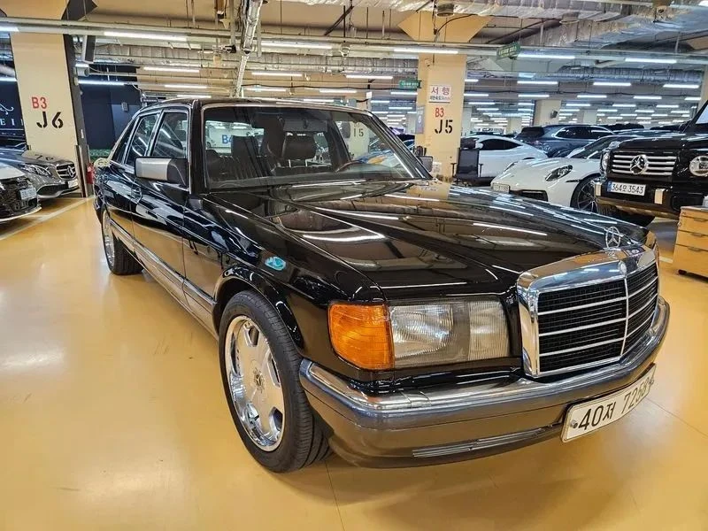 Mercedes-Benz S 300