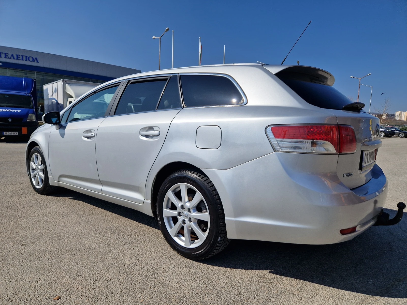 Toyota Avensis 2.0i бензин автоматик  - изображение 8