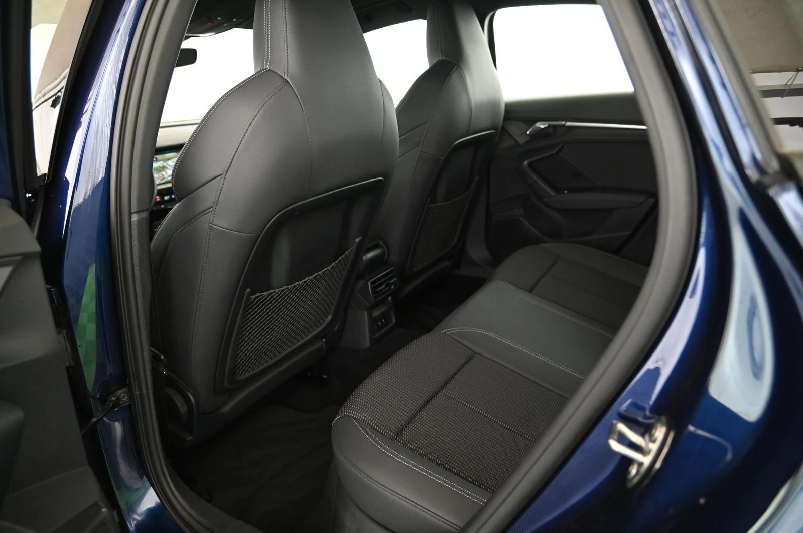 Audi A3 35 TDI S-Line | Mobile.bg — изображение 15