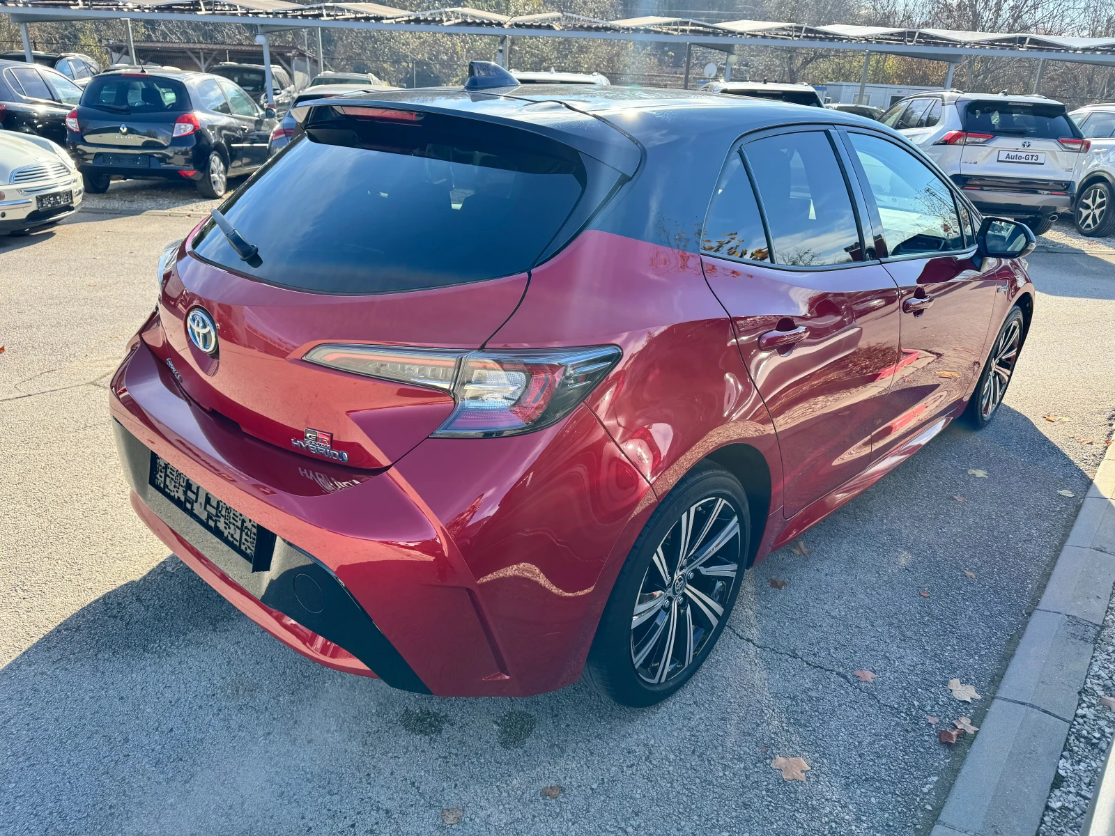 Toyota Corolla 1.8h GR-SPORT 27000км.122к.с.Гаранция - изображение 4