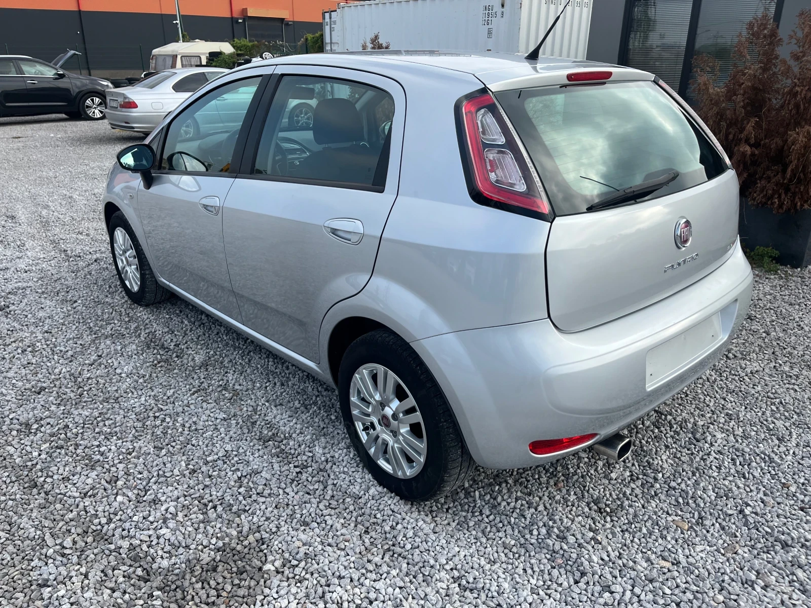 Fiat Punto EVO 1.3D-75k.c. - изображение 4