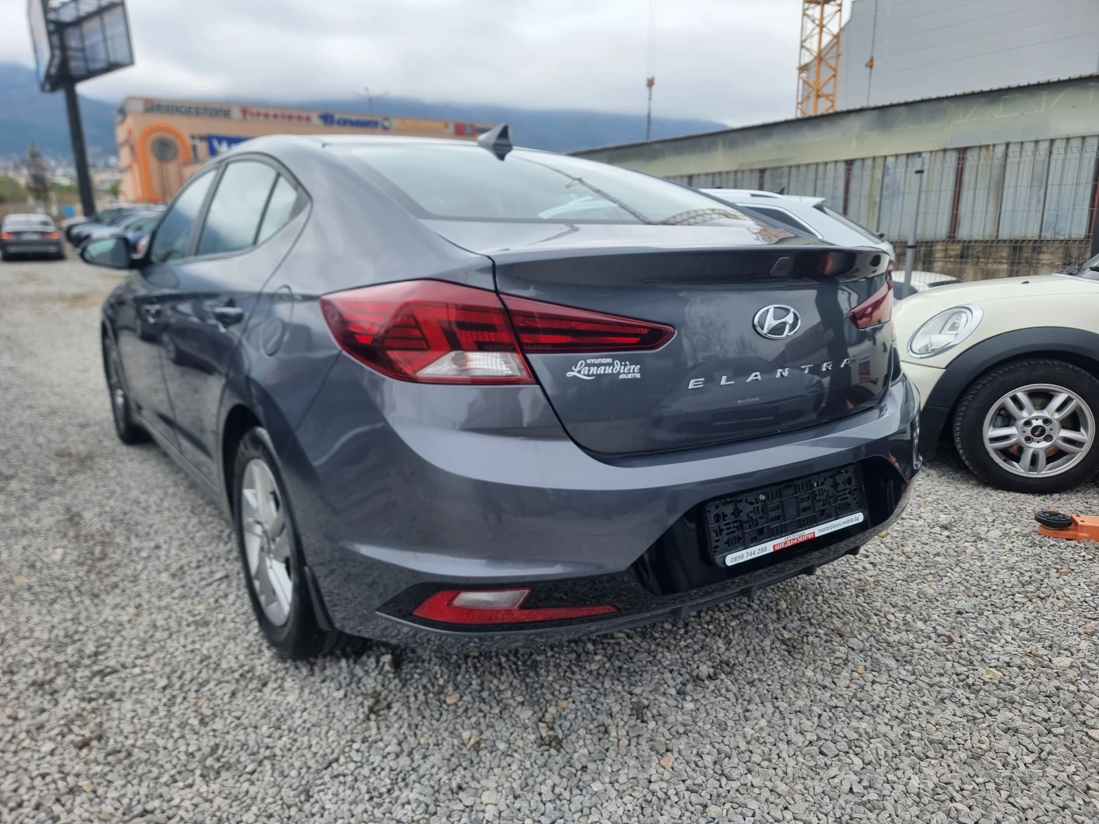 Hyundai Elantra 2.0i АВТОМАТИК 25320км. - изображение 2
