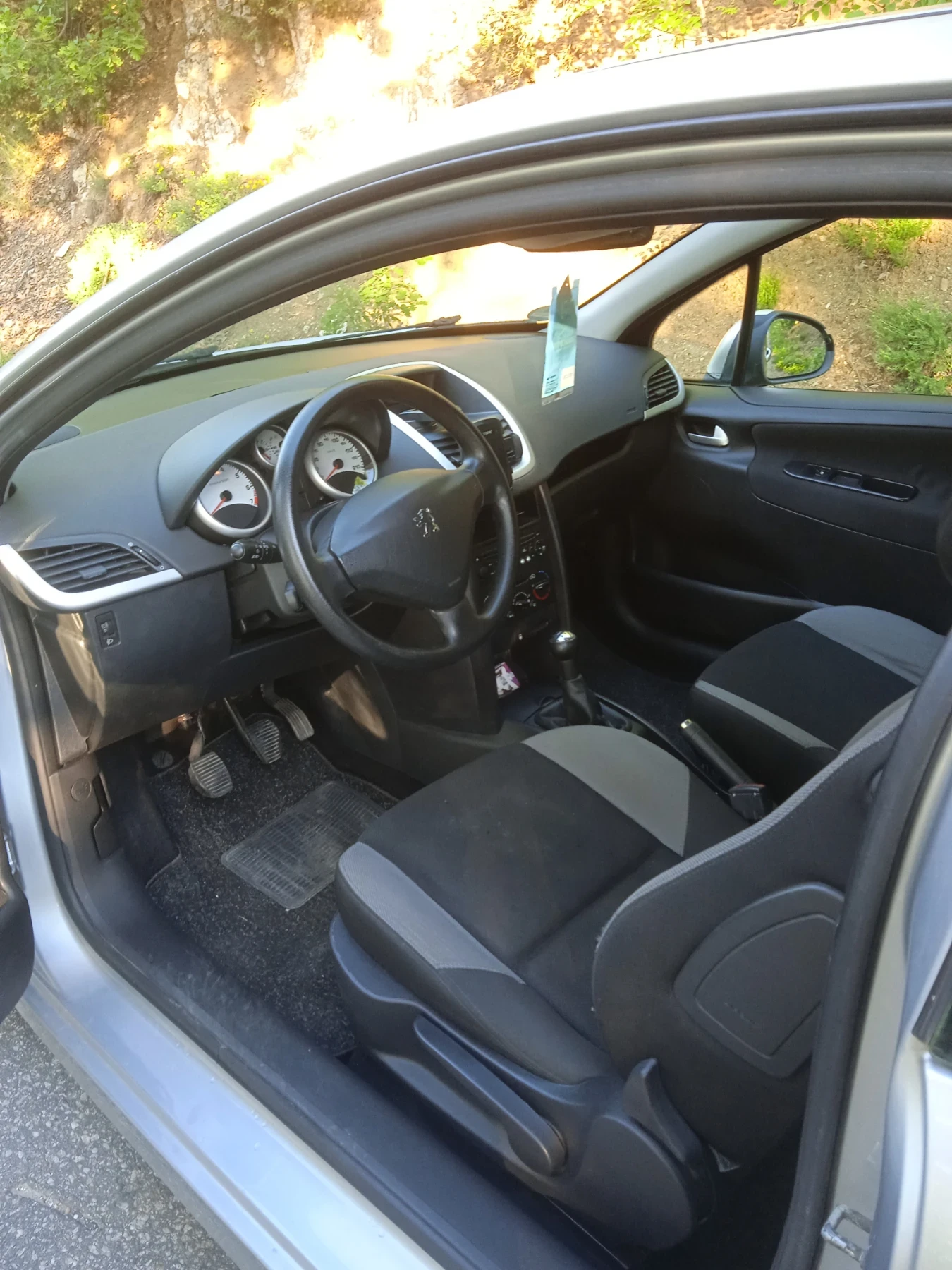 Peugeot 207 1400 - изображение 5