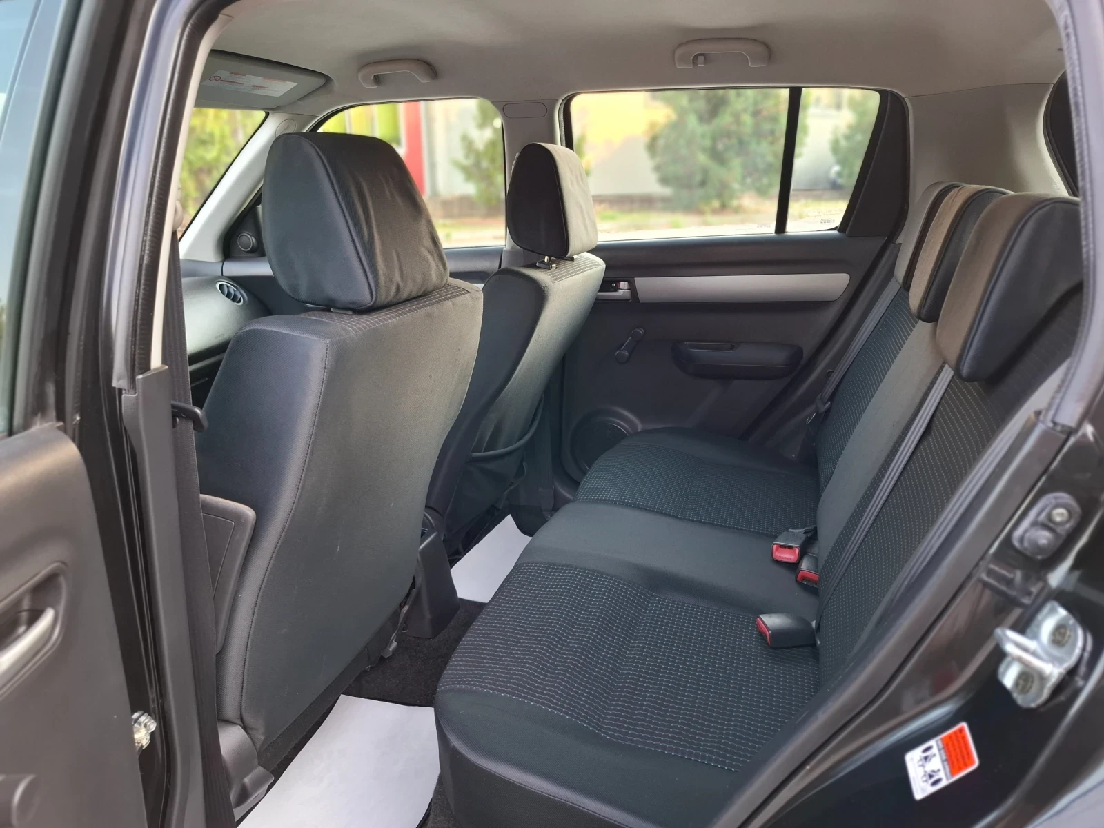 Suzuki Swift 1.3DDiS * КЛИМАТИК * ТОП СЪСТОЯНИЕ * ЛИЗИНГ *  - изображение 10