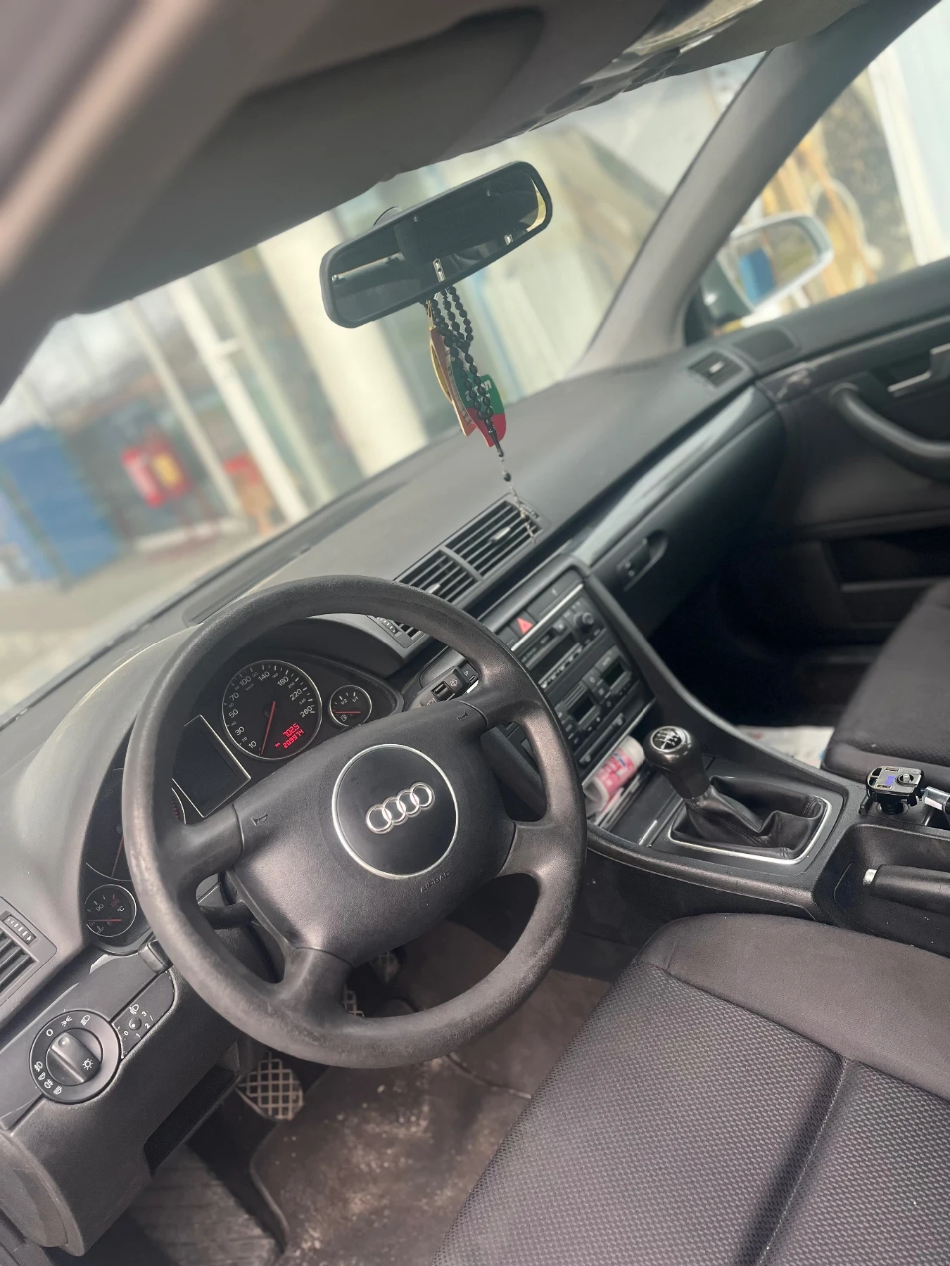 Audi A4 1.9 131 к.с. - изображение 7