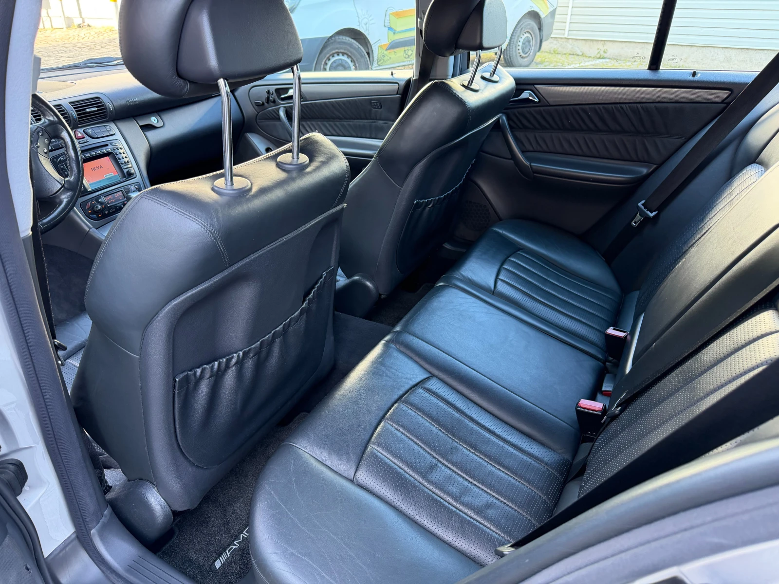 Mercedes-Benz C 32 AMG, снимка 7 - Автомобили и джипове - 51652029
