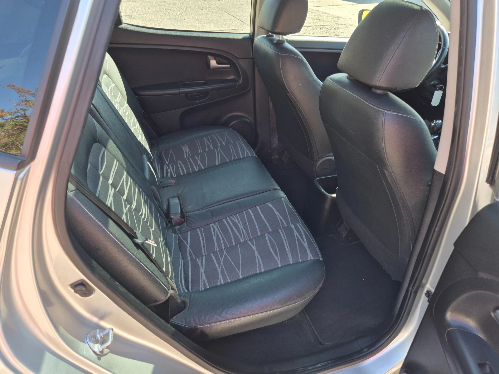 Kia Venga 1.4i- | Mobile.bg   11