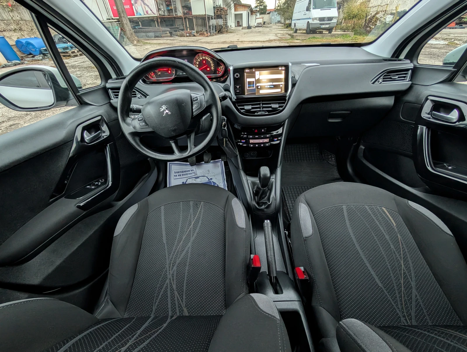 Peugeot 208 1.4 VTI - изображение 10