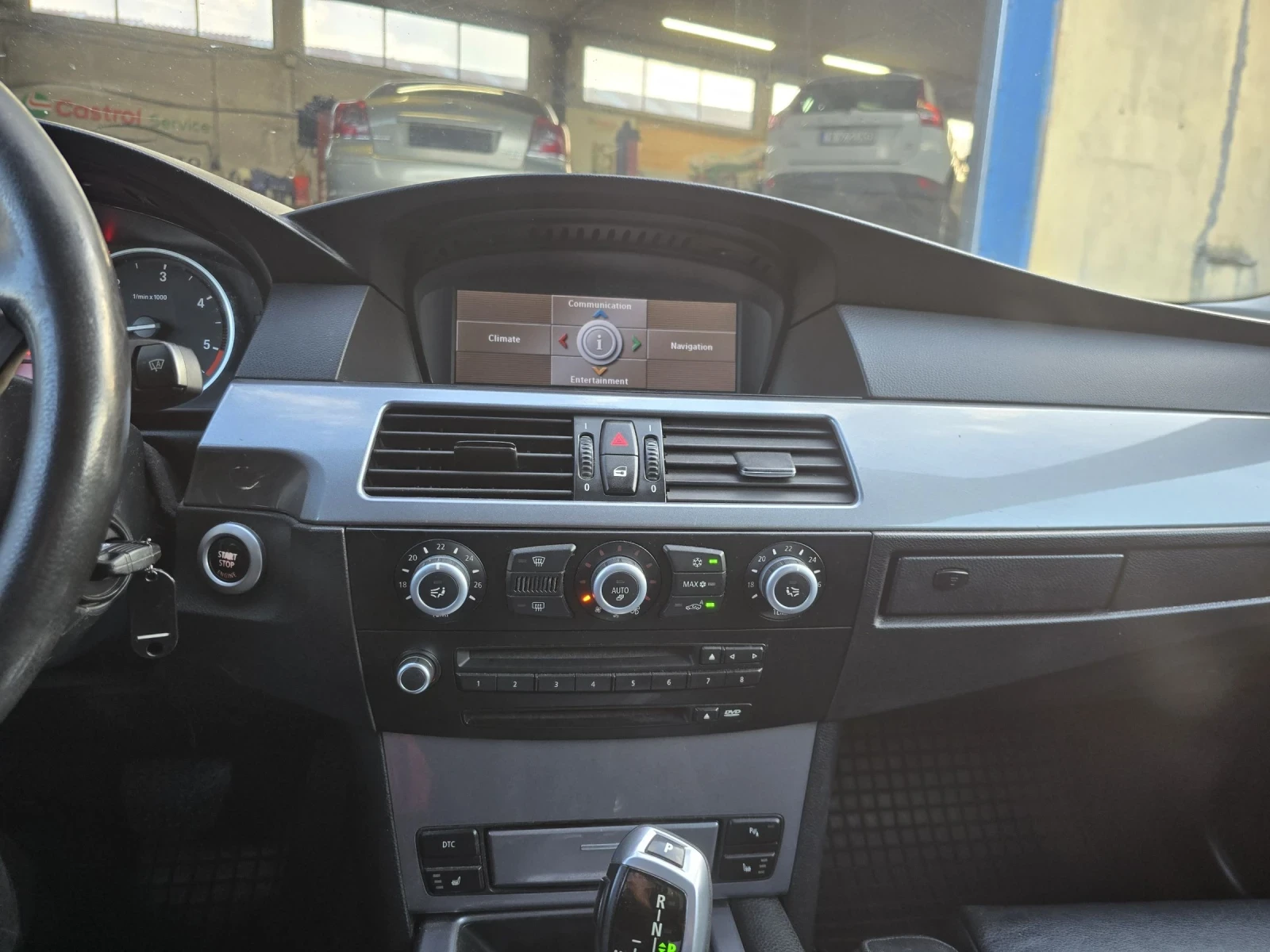 BMW 525 BMW 525 xDrive 3.0D | РЕЦИКЛИРАНА КУТИЯ | ОБСЛУЖЕН, снимка 11 - Автомобили и джипове - 54041064