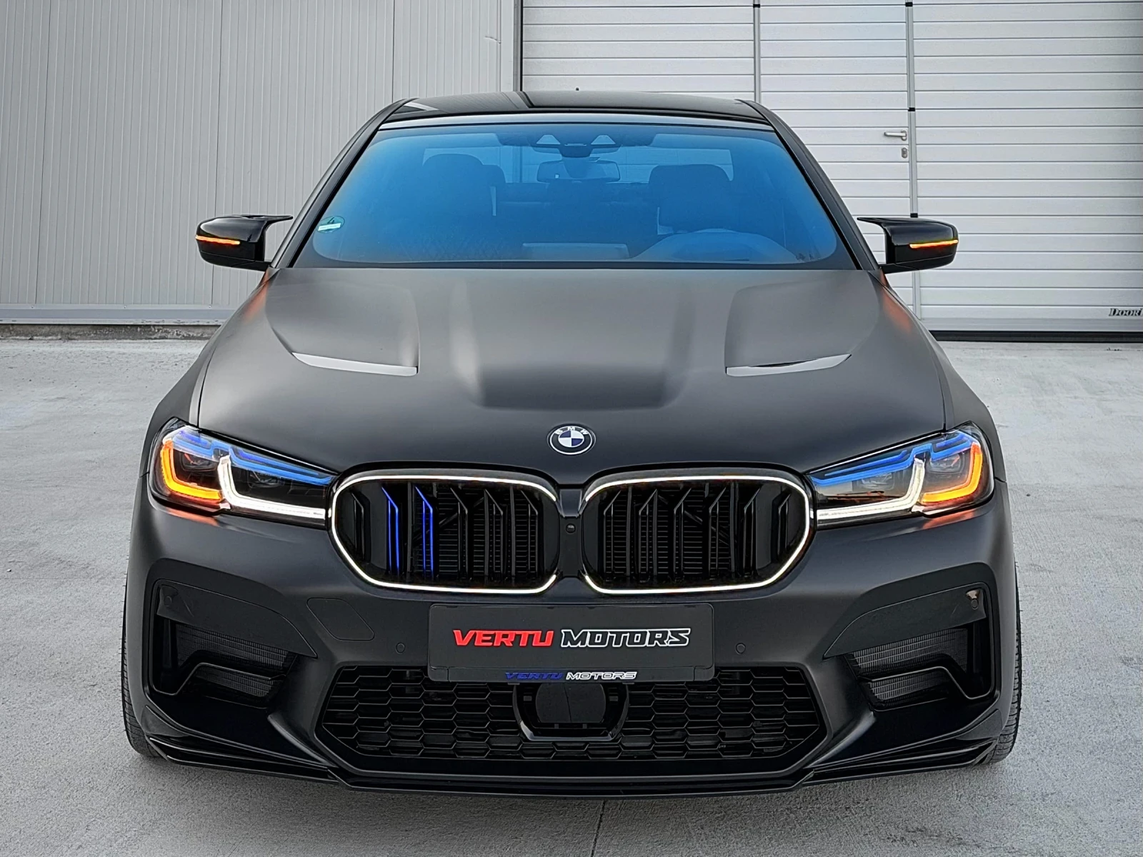 BMW 540 M5 CSL OPTIC / SHADOW LINE / HeadUP / CARBON, снимка 2 - Автомобили и джипове - 54526322