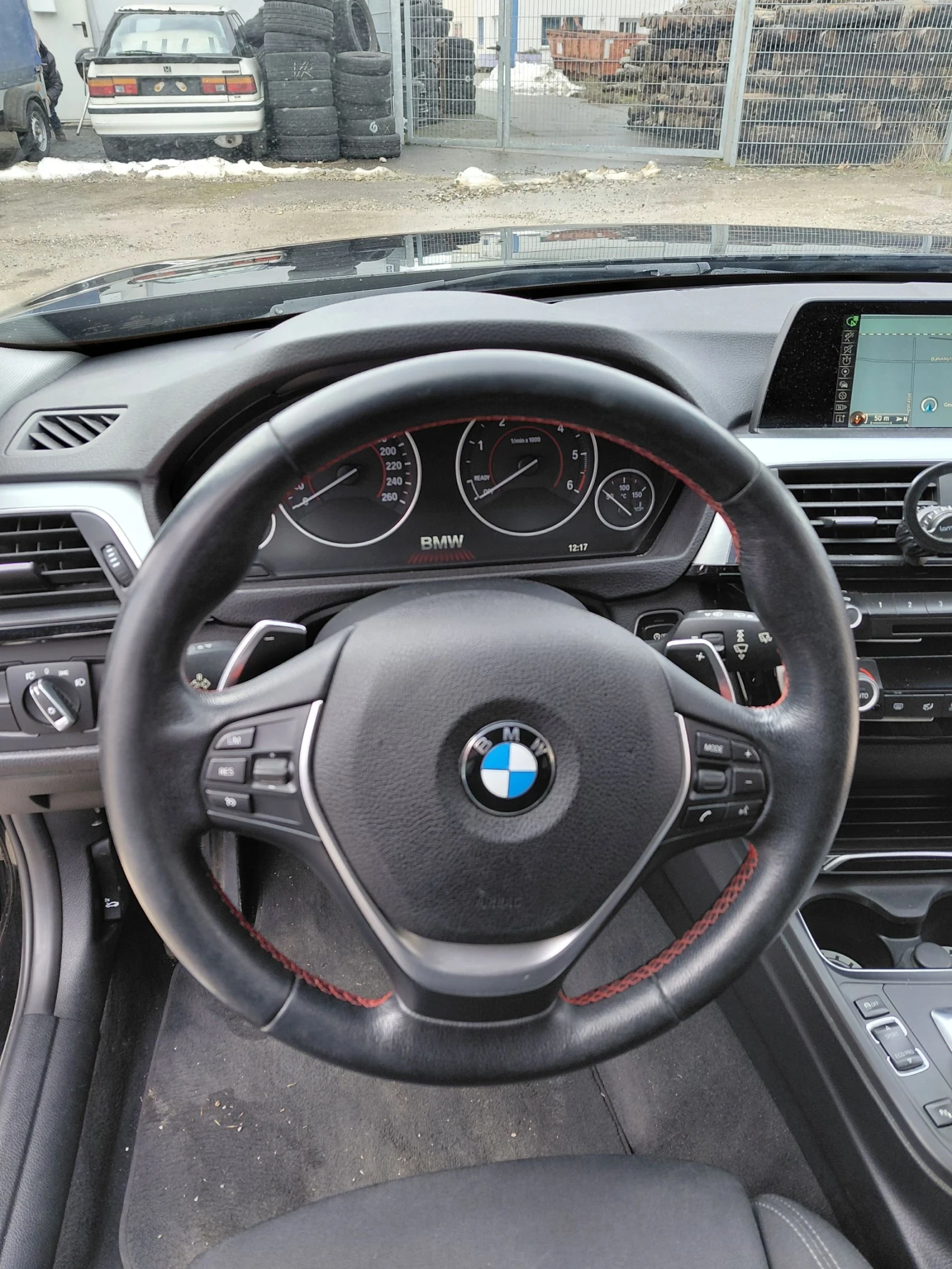 BMW 320 Sport, снимка 14 - Автомобили и джипове - 54552747