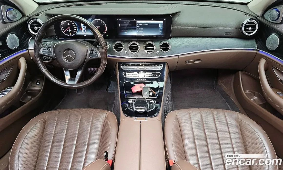 Mercedes-Benz E 300 �������, ���������, 360-�., HeadUP, Burmaster. | Mobile.bg � ����������� 7