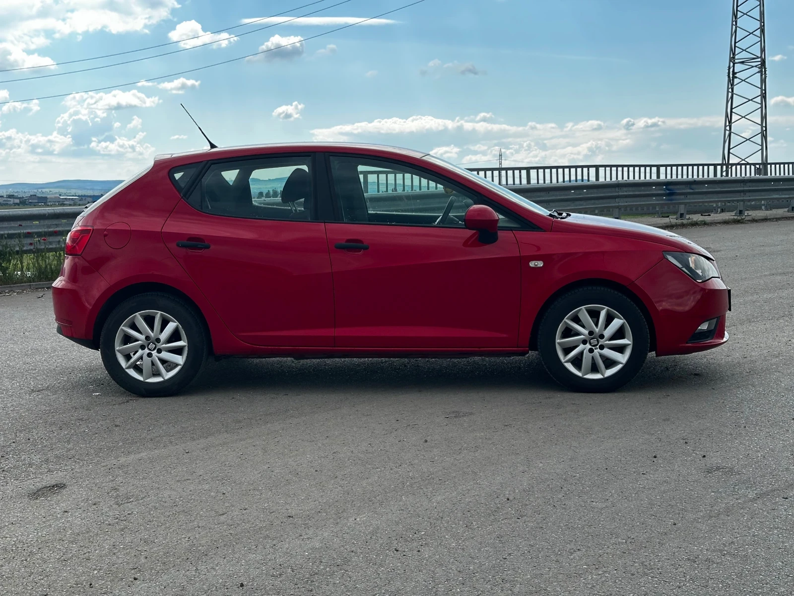 Seat Ibiza 1.4 TDI 90 к.с. EURO 6 , снимка 4 - Автомобили и джипове - 54632219