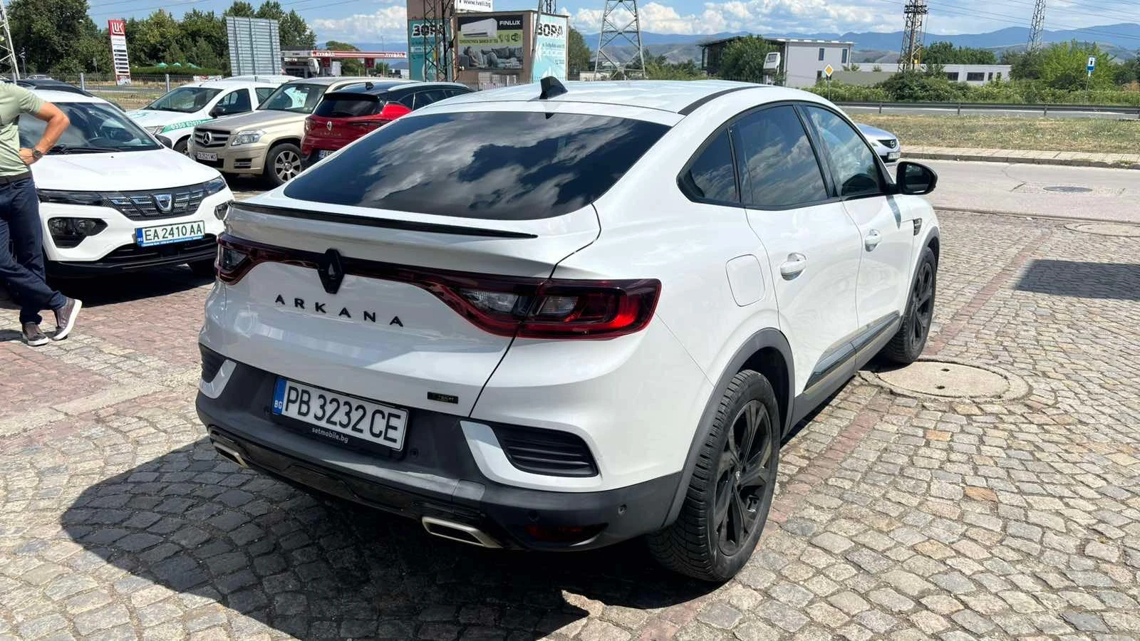 Renault Arkana Хибрид, снимка 9 - Автомобили и джипове - 55269670